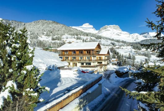 Chalet hôtel vue sur le Mont-Blanc