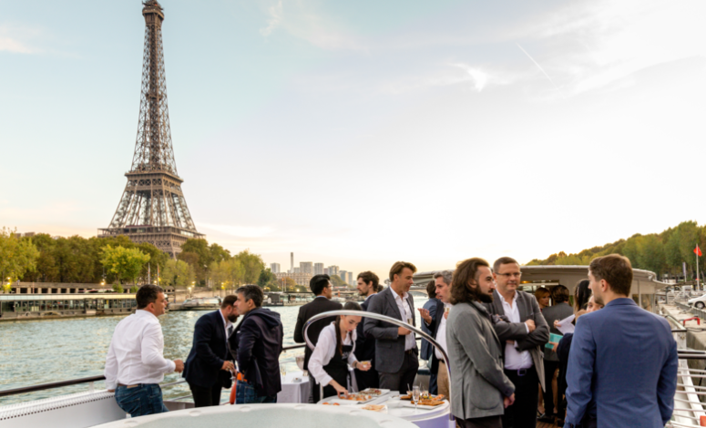 Séminaire sur une péniche à Paris